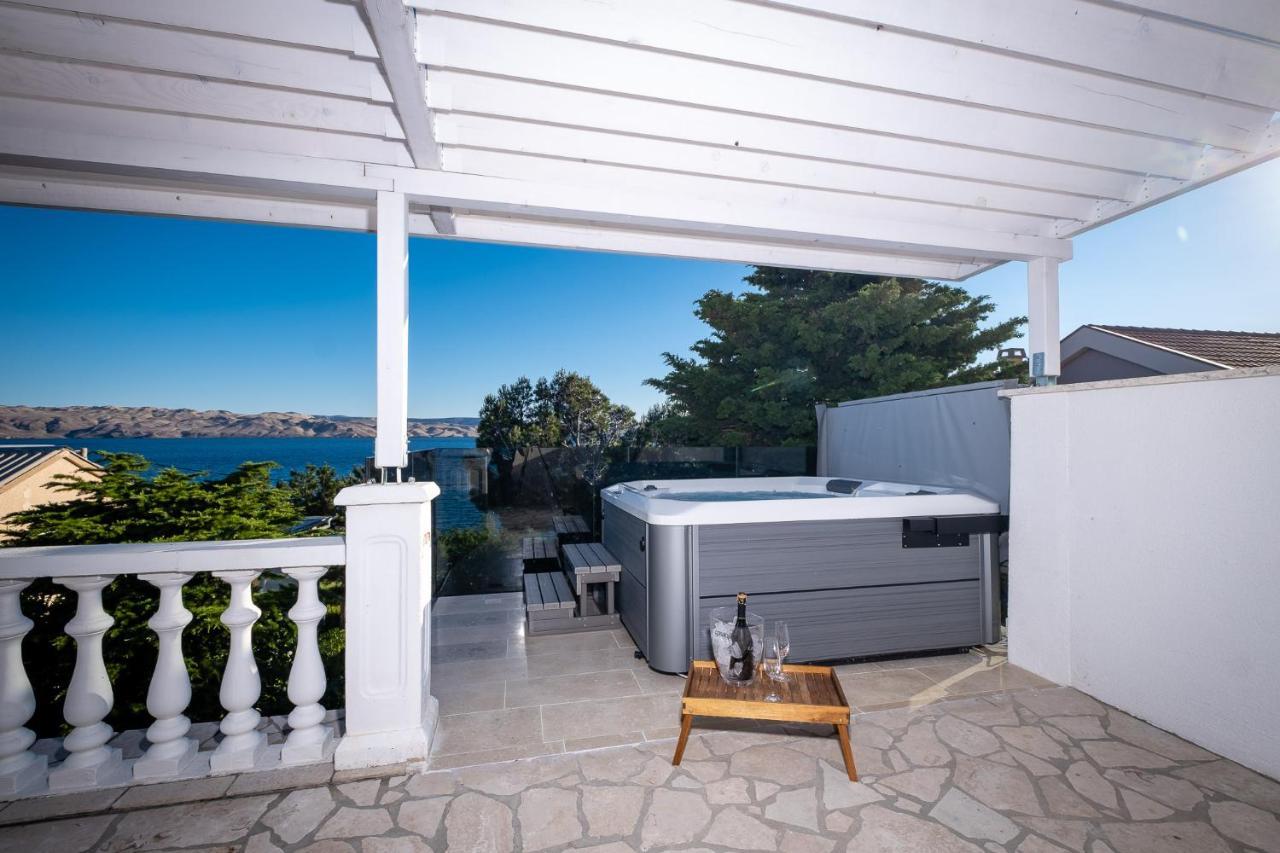 House Petra On The Beach-Sea Cesarica Exterior foto