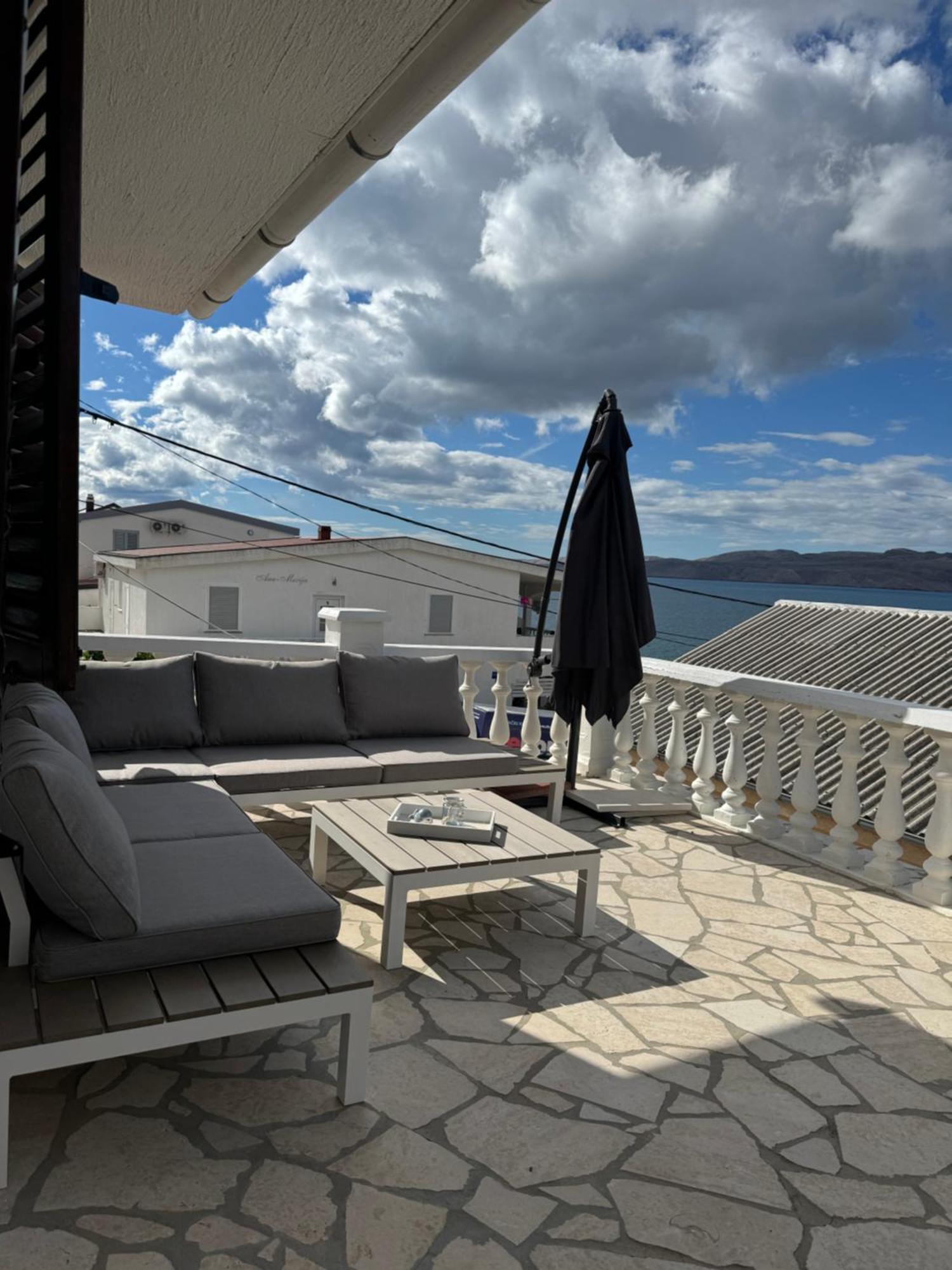 House Petra On The Beach-Sea Cesarica Exterior foto